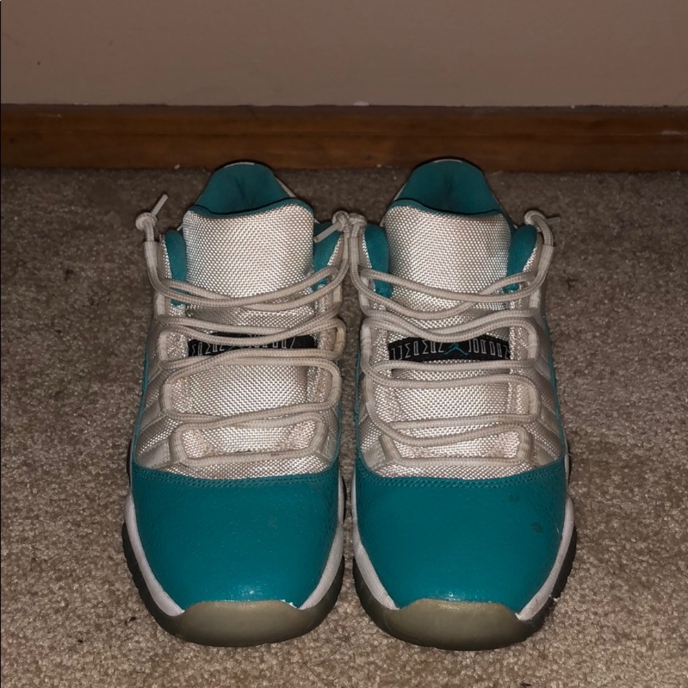 Aqua Jordan 11 lows